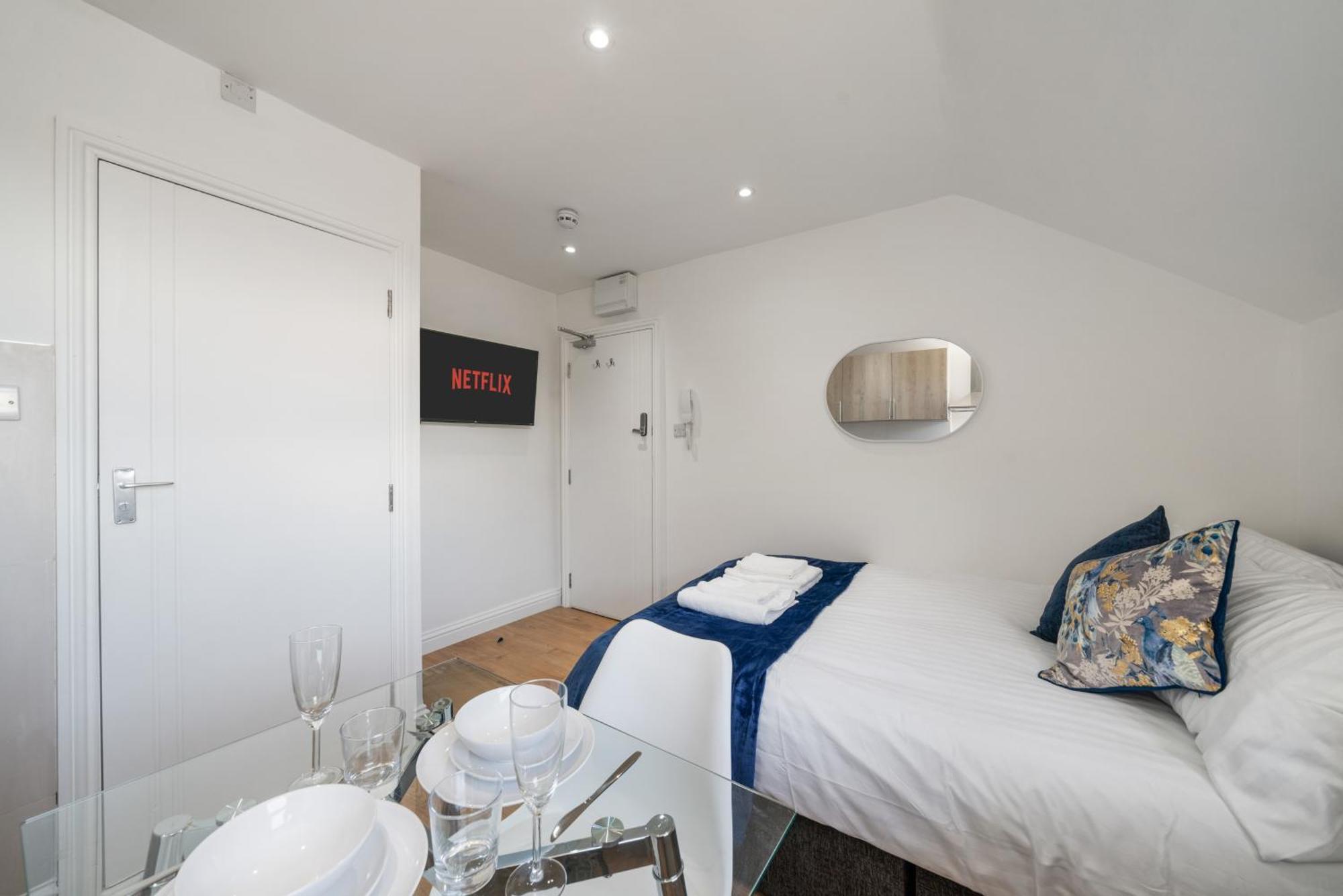 & Charming - 6 Apartment *
